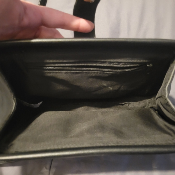 Grey and Black crossbody bag - Picture 5 of 5